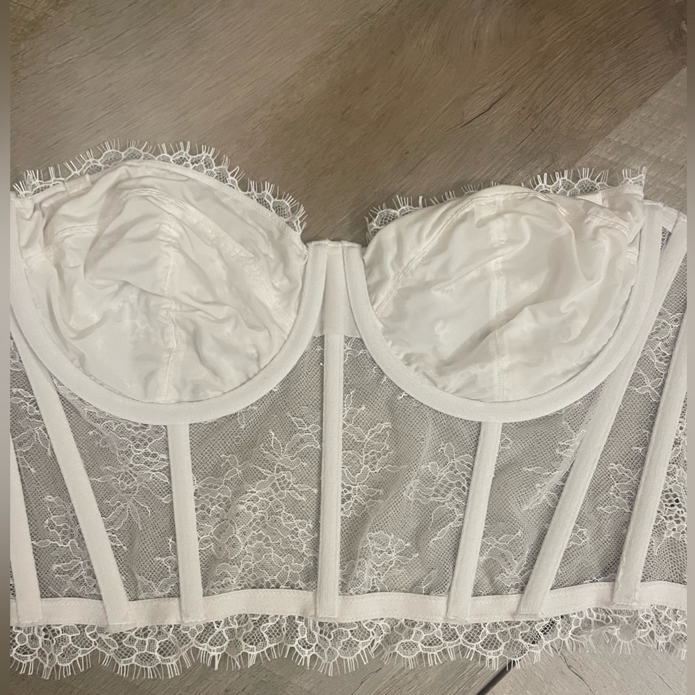 Victoria's Secret Lace Corset - Picture 8 of 12